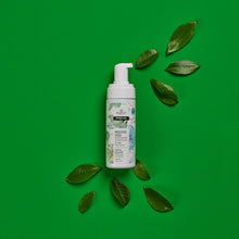 Carica l&#39;immagine nel visualizzatore di Gallery, MOUSSE VISO - DETERGENTE PURIFICANTE -TÈ VERDE -PELLI IMPURE | COD. 10033753 | 150 ml
